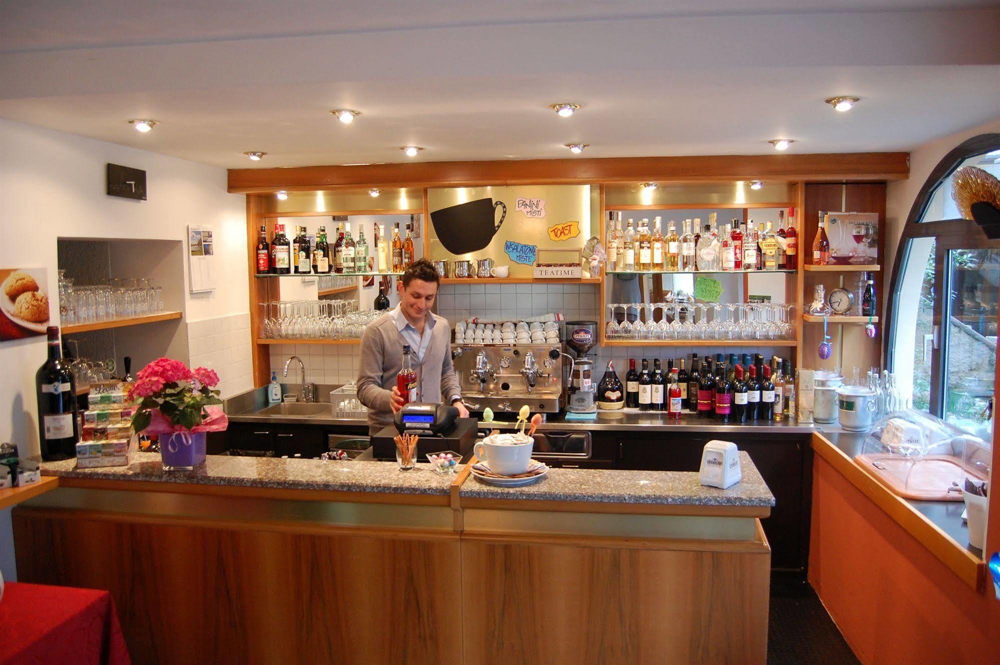 Hotel E Ristorante Cassone Malcesine Exterior photo